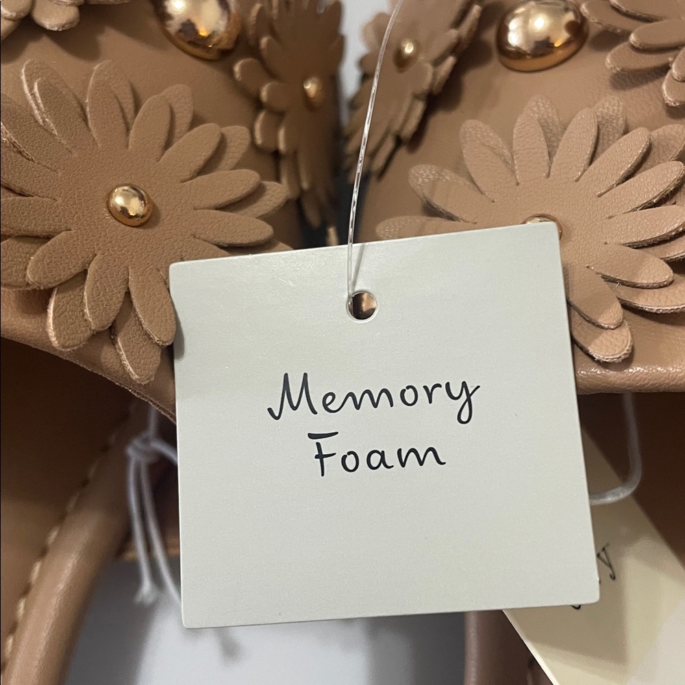 Ziva Tan Floral Slide Sandals NEW Sz.8.5 - Picture 5 of 9